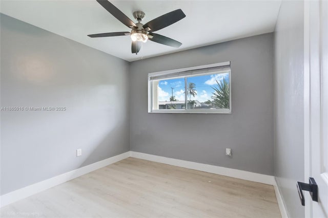 4 of 72 - 1000 N 71st Ter, Hollywood, FL