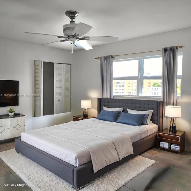 3 of 16 - 205 Se 11th Ter 302, Dania Beach, FL
