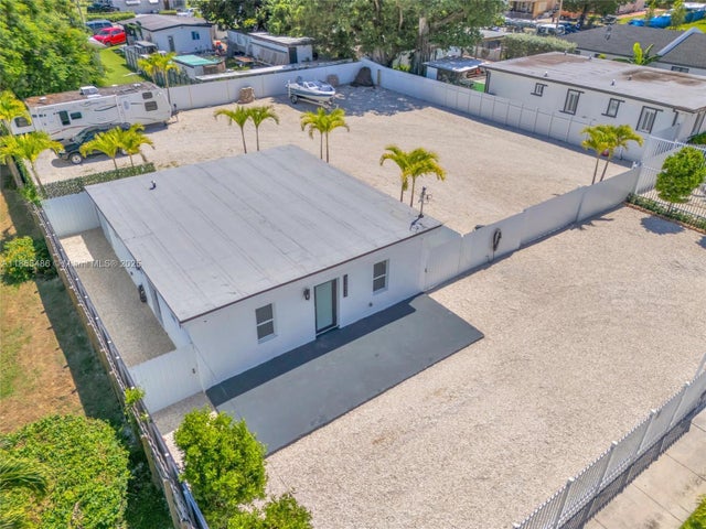 2 of 40 - 11824 Sw 220th St, Miami, FL