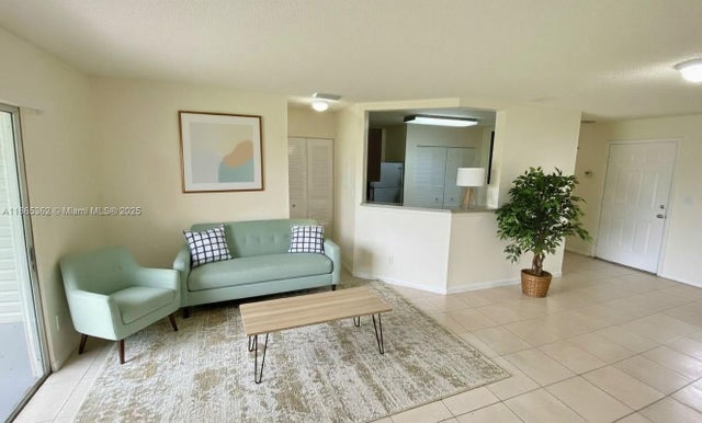 4 of 44 - 3417 Nw 44th St 104, Oakland Park, FL