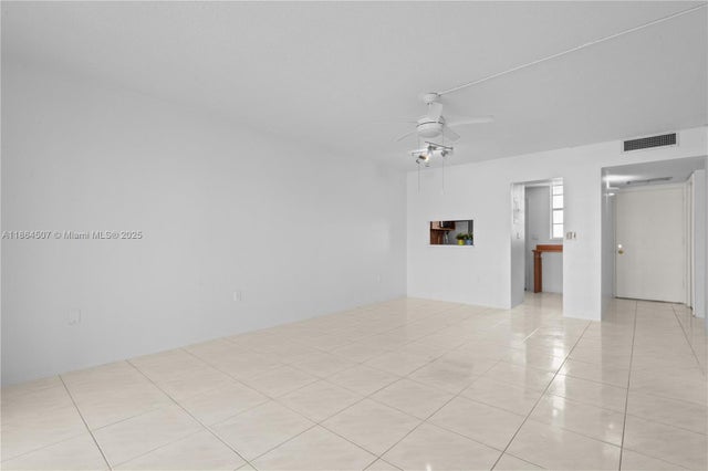 5 of 36 - 3030 Marcos Drive T-412, Aventura, FL