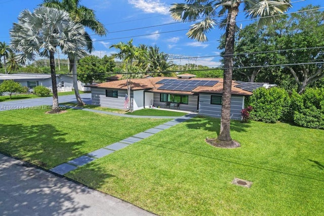 3 of 69 - 4660 Sw 37th Ave, Dania Beach, FL