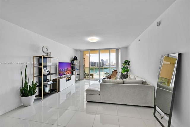 3 of 48 - 3330 Ne 190th St 1217, Aventura, FL