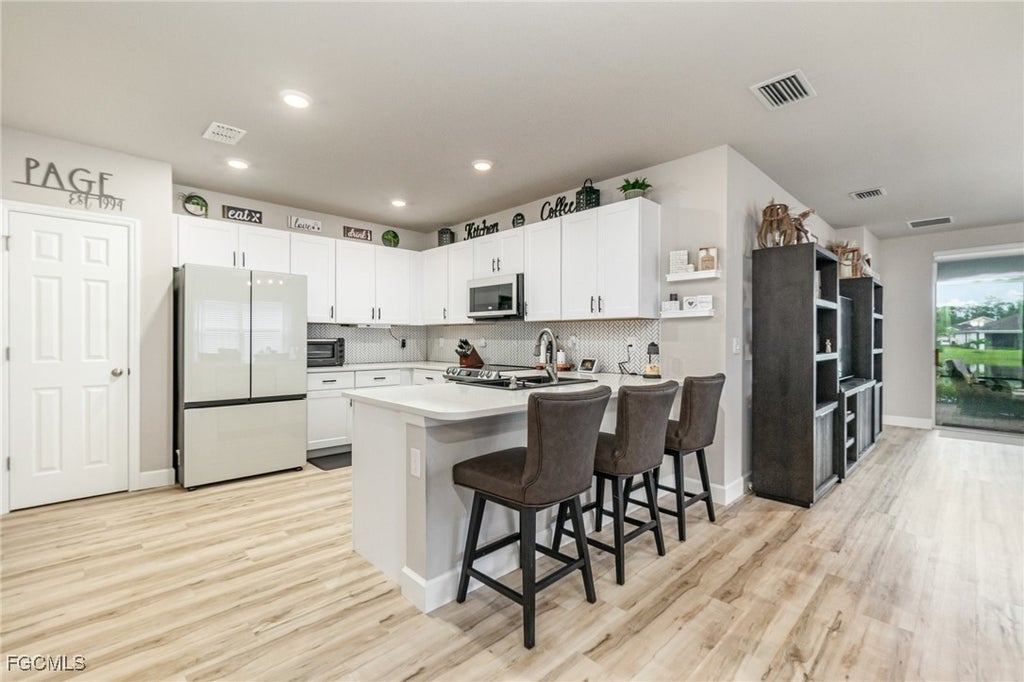 20498 Plumwood Loop, North Fort Myers