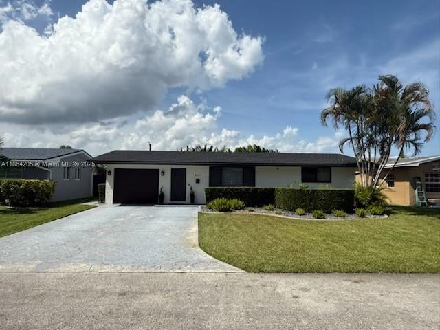 2 of 32 - 8811 Nw 15th St, Pembroke Pines, FL