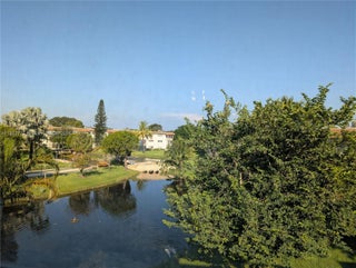 Photo of Listing #A11862775