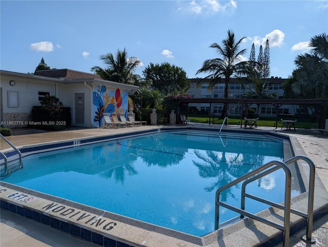 2 of 69 - 3505 Nw 48th Ave 614, Lauderdale Lakes, FL