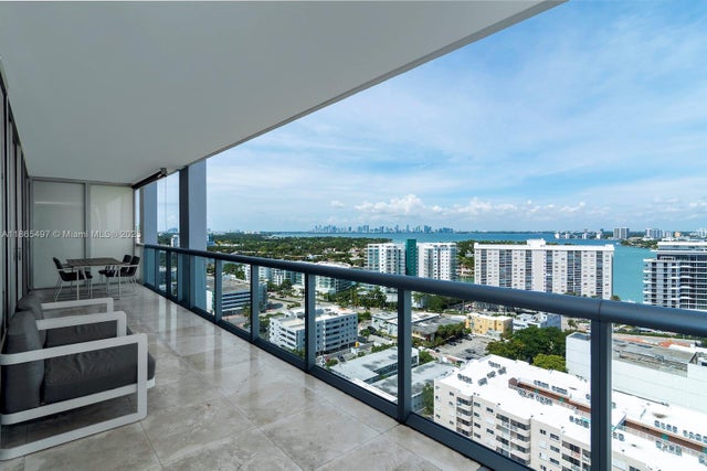 1 of 32 - 6799 Collins Ave Cph06, Miami Beach, FL