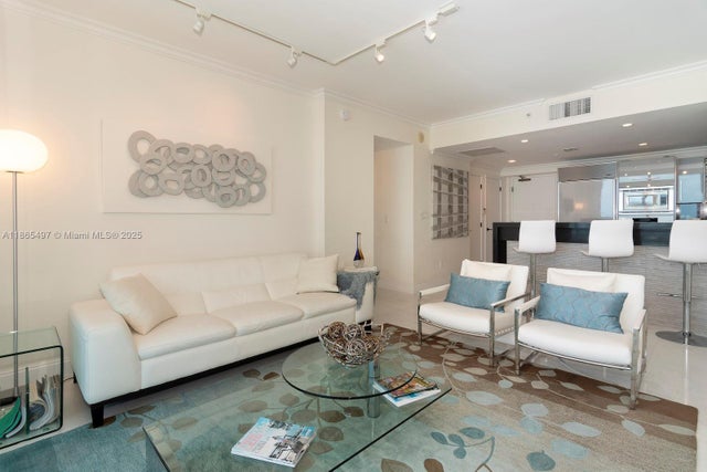 5 of 32 - 6799 Collins Ave Cph06, Miami Beach, FL