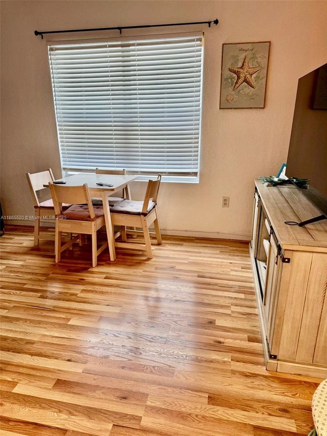 5 of 13 - 7326 Collins Ave 105, Miami Beach, FL