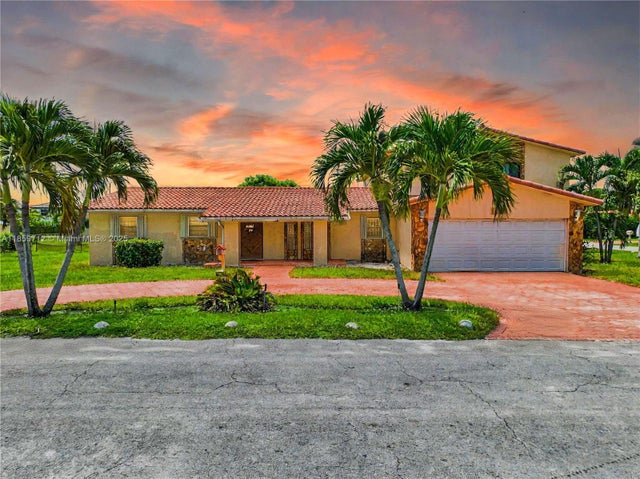 1 of 75 - 2420 Nw 132nd St, Miami, FL