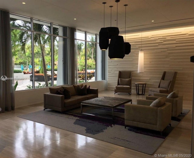 4 of 38 - 100 Bayview Dr 309, Sunny Isles Beach, FL