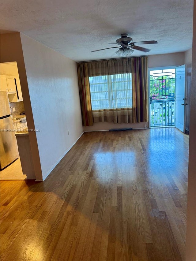 4 of 9 - 52 Ne 204th St 32, Miami Gardens, FL