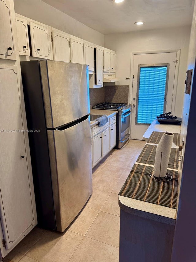 5 of 9 - 52 Ne 204th St 32, Miami Gardens, FL