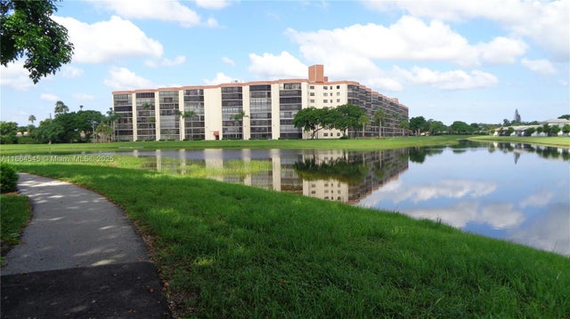 4 of 62 - 7360 S Oriole Blvd 806, Delray Beach, FL