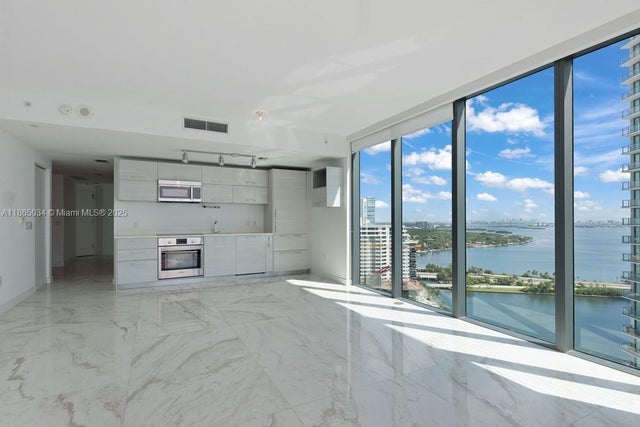 3 of 40 - 650 Ne 32nd St 2907, Miami, FL