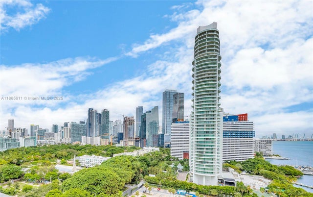 2 of 48 - 1901 Brickell Ave B1912, Miami, FL