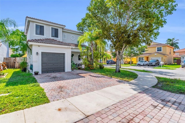 2 of 52 - 1635 Se 20th Ter, Homestead, FL