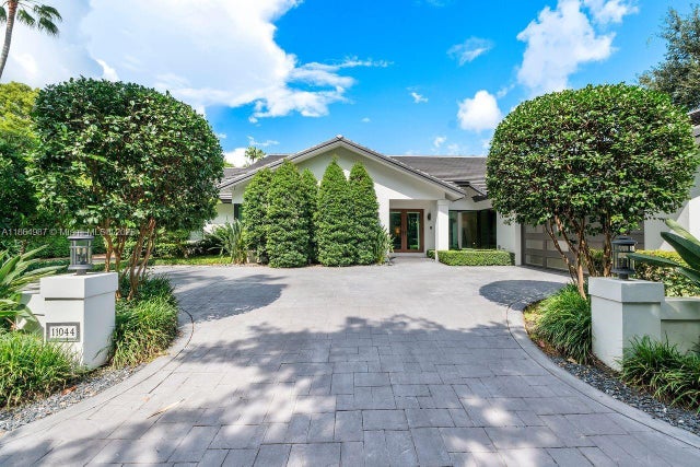 1 of 29 - 11044 Sw 77th Ct Cir, Pinecrest, FL