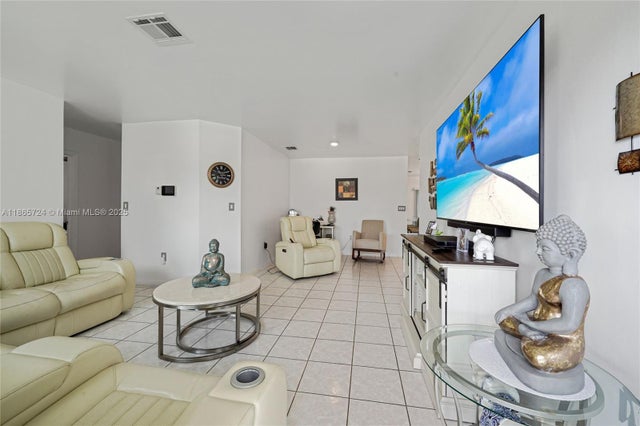 4 of 46 - 21006 Sw 125th Ct Rd, Miami, FL