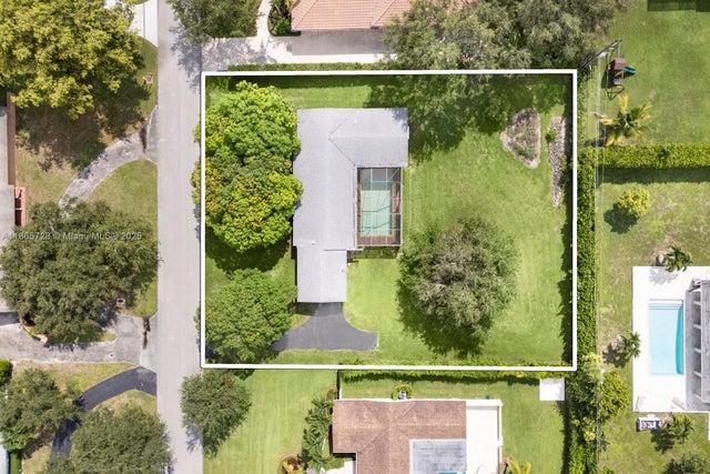 2 of 8 - 7320 Sw 131st St, Pinecrest, FL