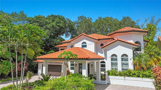 1 of 30 - 6792 Sw 69th Ave, Miami, FL