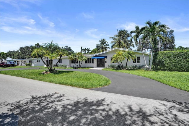 3 of 39 - 7945 Sw 99th St, Miami, FL