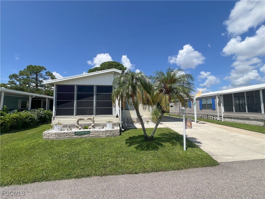 14513 Nathan Hale Ln, NORTH FORT MYERS