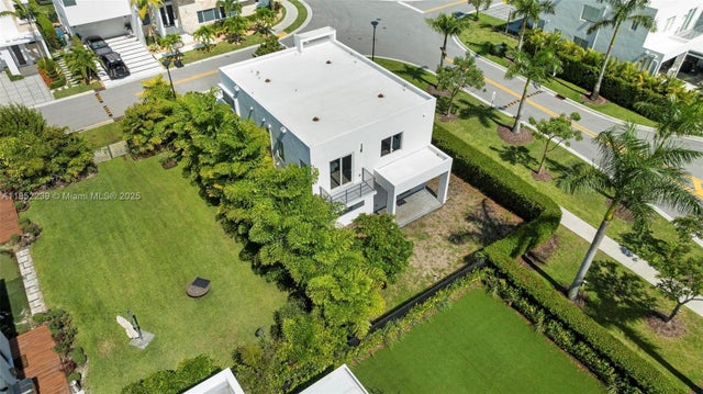 2 of 48 - 6810 Nw 103rd Pl, Doral, FL
