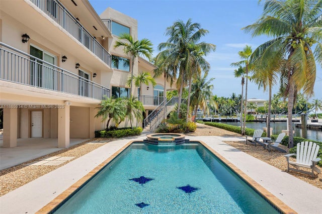 4 of 57 - 505 Caribbean Dr, Key Largo, FL