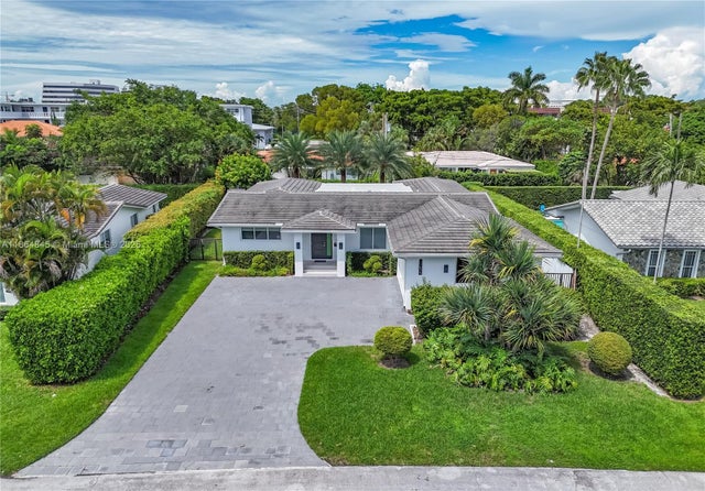 2 of 33 - 11675 Ne 20th Dr, North Miami, FL