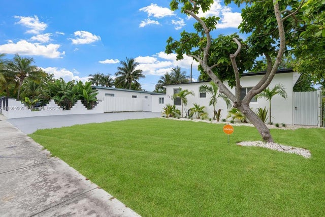 3 of 33 - 301 Nw 108th St, Miami, FL