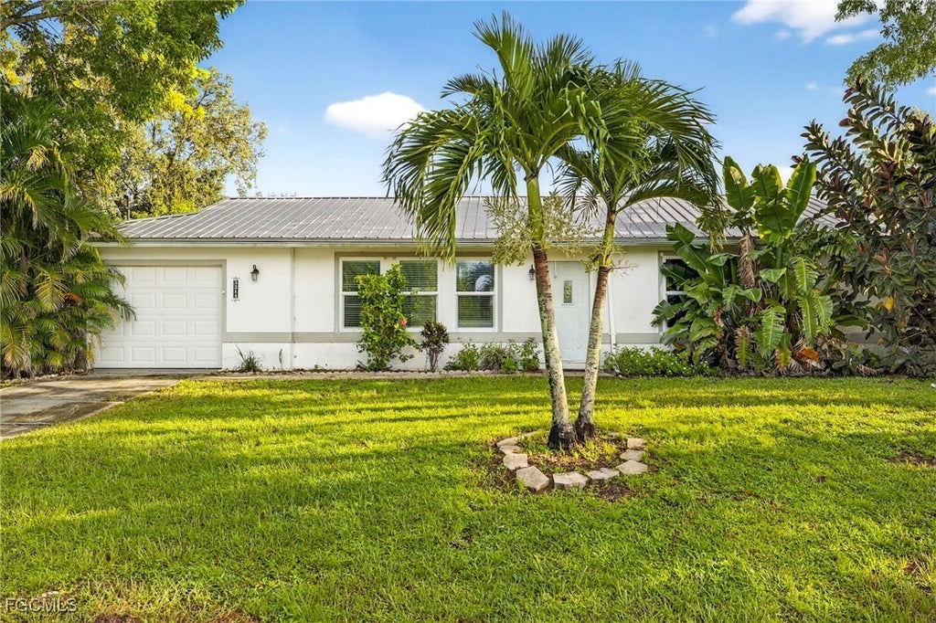 3314 27th St W, Lehigh Acres