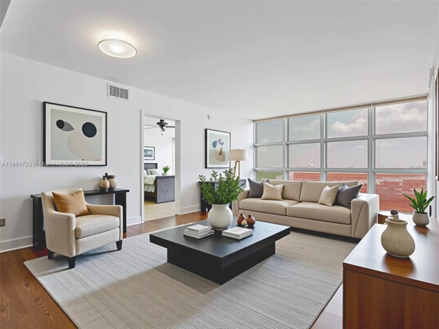 2 of 50 - 50 Biscayne Blvd 4008, Miami, FL