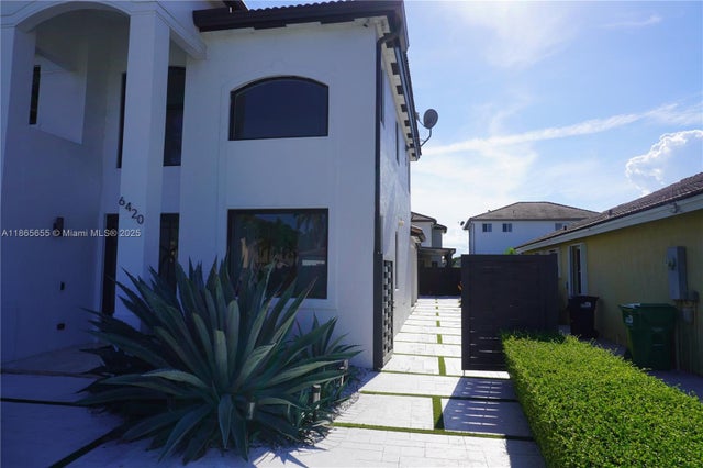 5 of 55 - 6420 Sw 157th Pl, Miami, FL