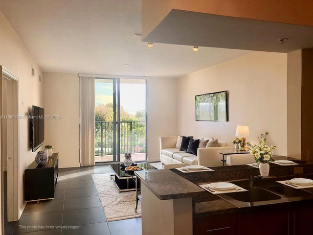 5 of 20 - 888 S Douglas Rd 1512, Coral Gables, FL