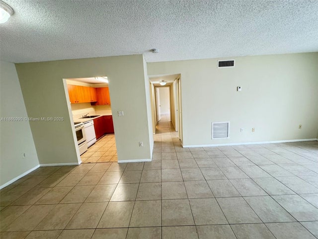 5 of 23 - 415 Executive Center Dr 203, West Palm Beach, FL