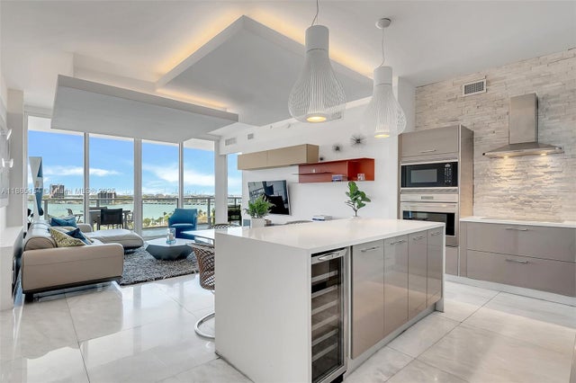 1 of 36 - 2020 N Bayshore Dr 1006, Miami, FL