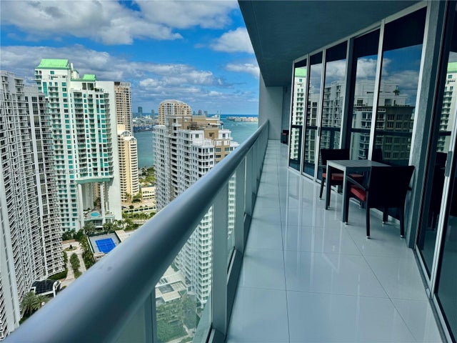 4 of 13 - 495 Brickell Ave 3504, Miami, FL