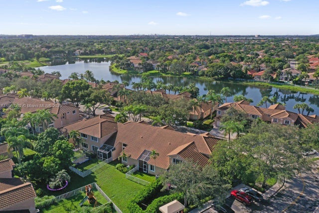 4 of 49 - 15899 Sw 12th St, Pembroke Pines, FL