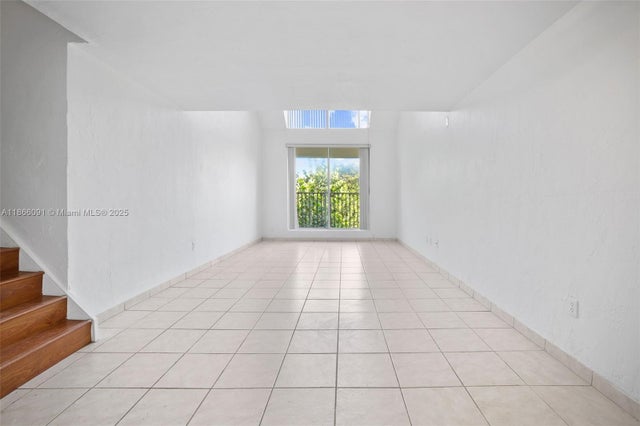 1 of 32 - 6900 N Kendall Dr A405, Pinecrest, FL