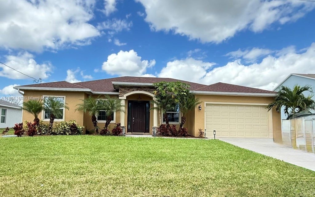 6215 Nw West Deville Circle, Port St Lucie