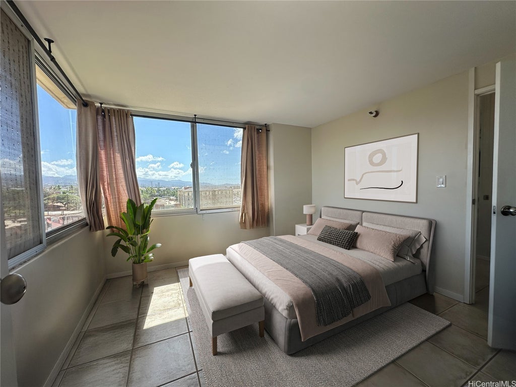 (unit #806b) 1060 Kamehameha Highway, Pearl City