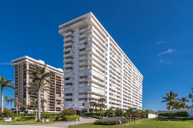 1 of 61 - 1200 S Ocean Blvd 17f, Boca Raton, FL