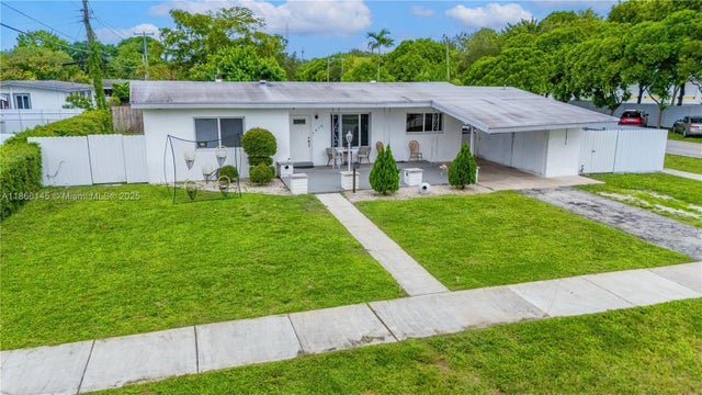 3 of 34 - 870 Nw 170th Ter, Miami Gardens, FL