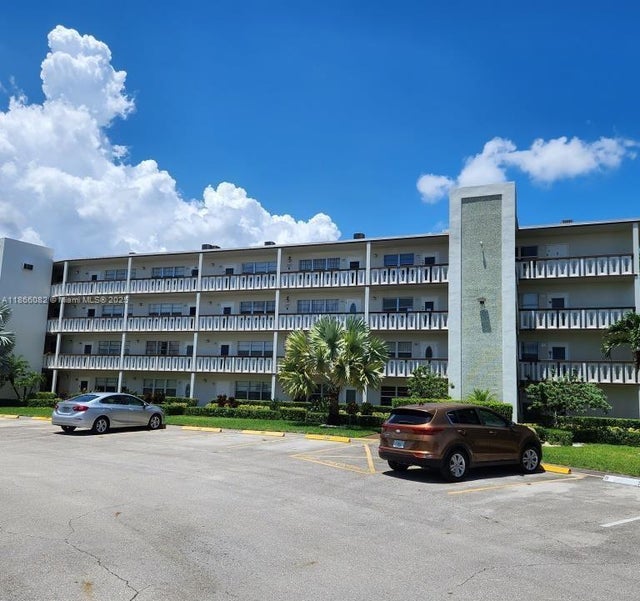 339 Southampton B 339, West Palm Beach