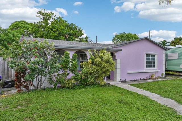 2 of 30 - 417 Nw 2nd St, Boynton Beach, FL