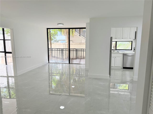 3 of 21 - 16909 N Bay Rd 116, Sunny Isles Beach, FL