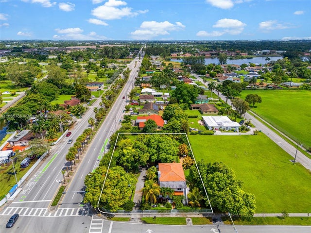 2 of 67 - 2175 Nw 111th St, Miami, FL