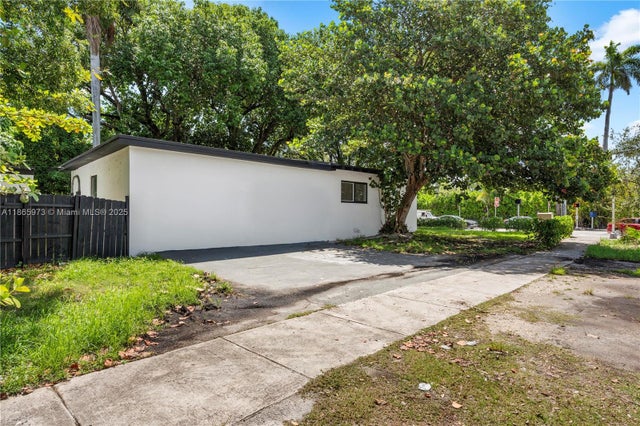 2 of 90 - 1001 Ne 82nd St, Miami, FL